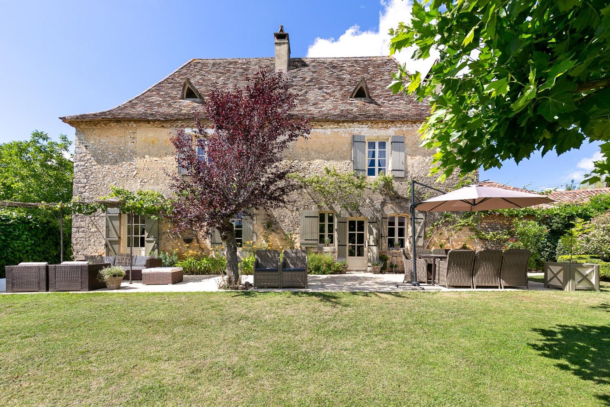 La Maison Louverie Pontours Exteriör bild