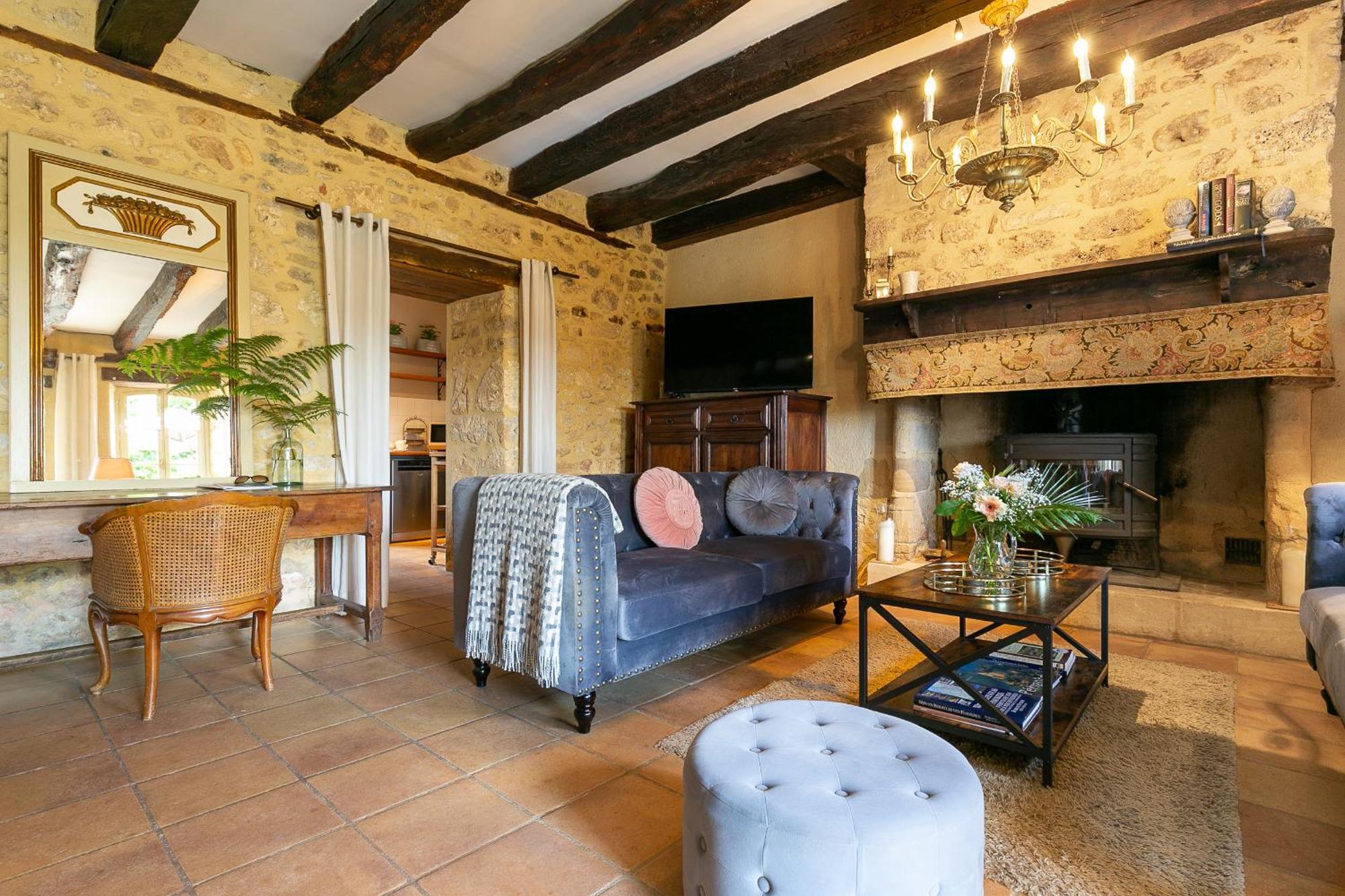La Maison Louverie Pontours Exteriör bild